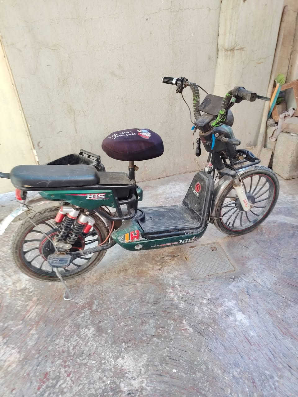 ماطور شحن زنگو 5بطاريات
كامل مابي اي نقص البطاريات يقرن 10
السعر 175 الاتصال على الرقم
***********
***********
ماطور شحن HiS 5بطاريات كامل مابي اي نقص
البطاريات يقرن 10 السعر قفل 150
