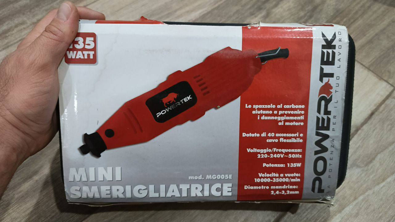 للبيع عدد يدويه للاستفسار  ***********  + واتس اب
يوجد توصيل كافة المحافظات
