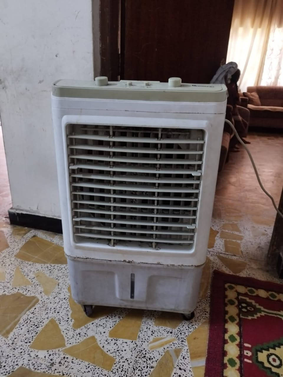 مكلف بلنشر غراض بيت كامله شغاله البياع ***********
