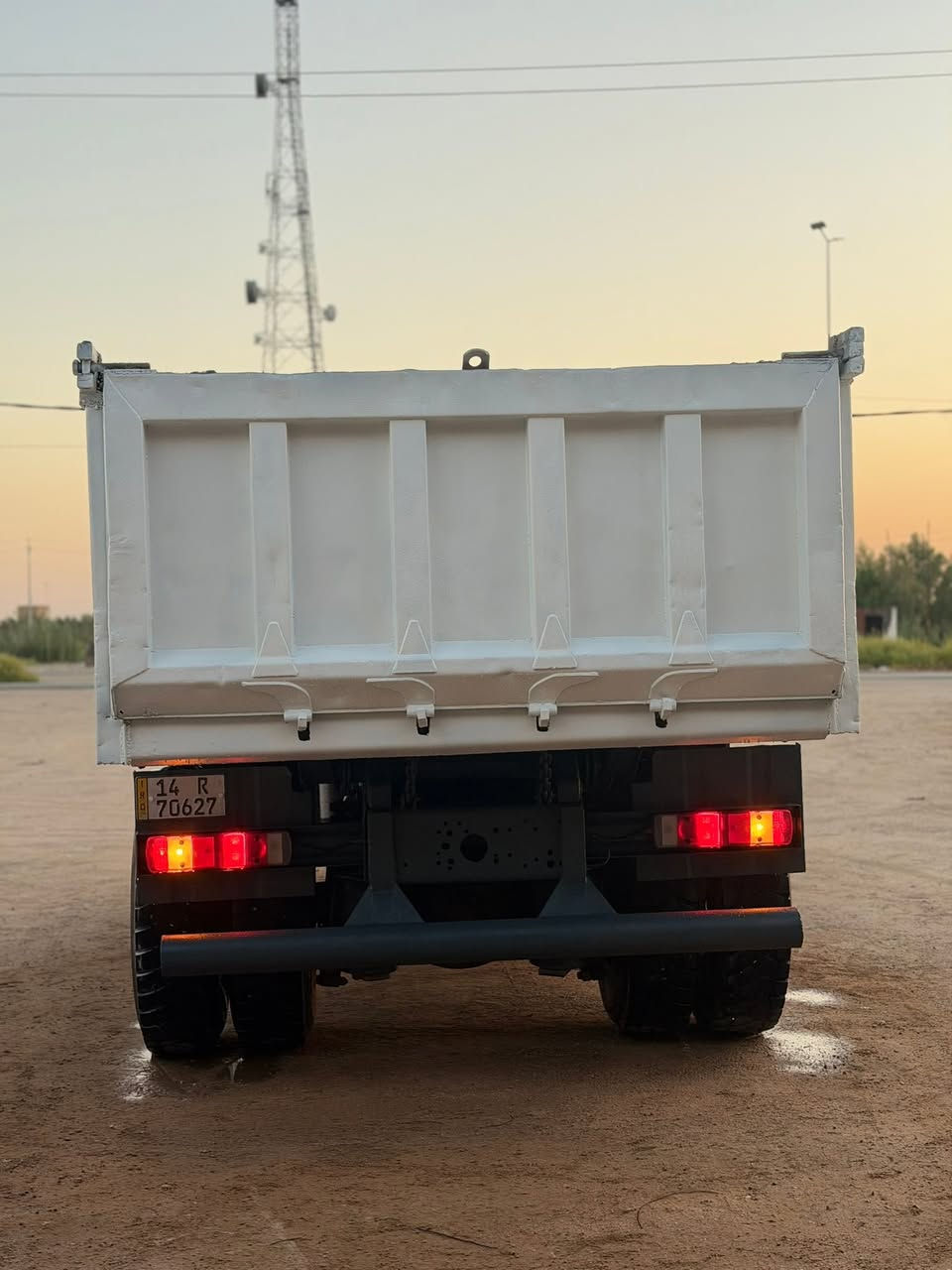 السلام عليكم
للبيع تك سكانيه موديل 2003 
كفاله عامة مكينه 114 
كير كوبرا 4 في 4 
جاهزة للعمل تخم تاير جديد 
السعر 180 وبي مجال 
***********
العنوان السماوة الرميثة معرض الـ ابو كودة
