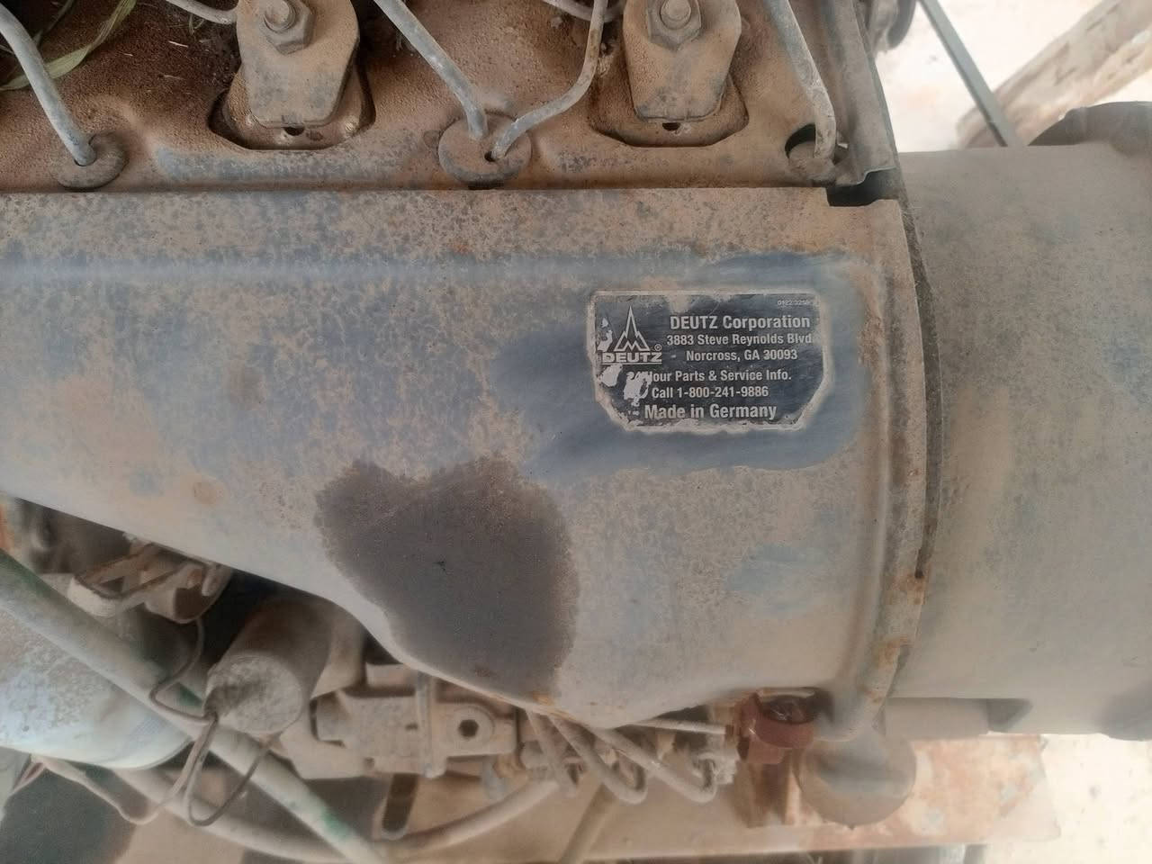 مولده نضيفه لبيع مكانه رمادي جزيره لخالديه سعر 28ورقه بي مجال ***********
