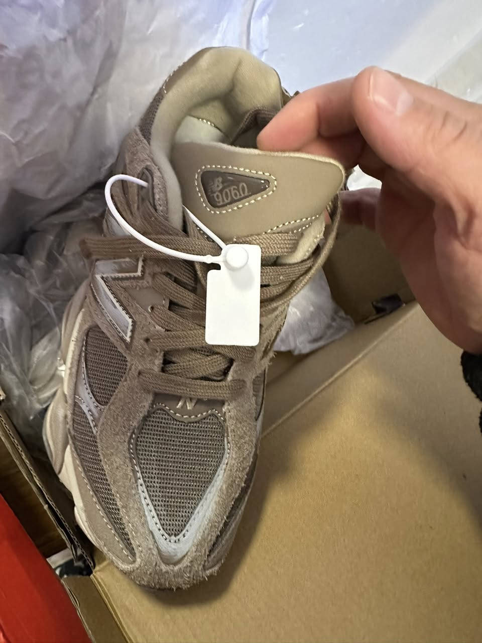 السلام عليكم شباب تكرمون اخذيه واحد جوردن نايك وثاني نيو بلنص السعر اثنيهن 75 الف


**إذا كنت صاحب هذا الإعلان وتريد حذفه لأي سبب، رجاءا أرسل رسالة إلى الدعم الفني**