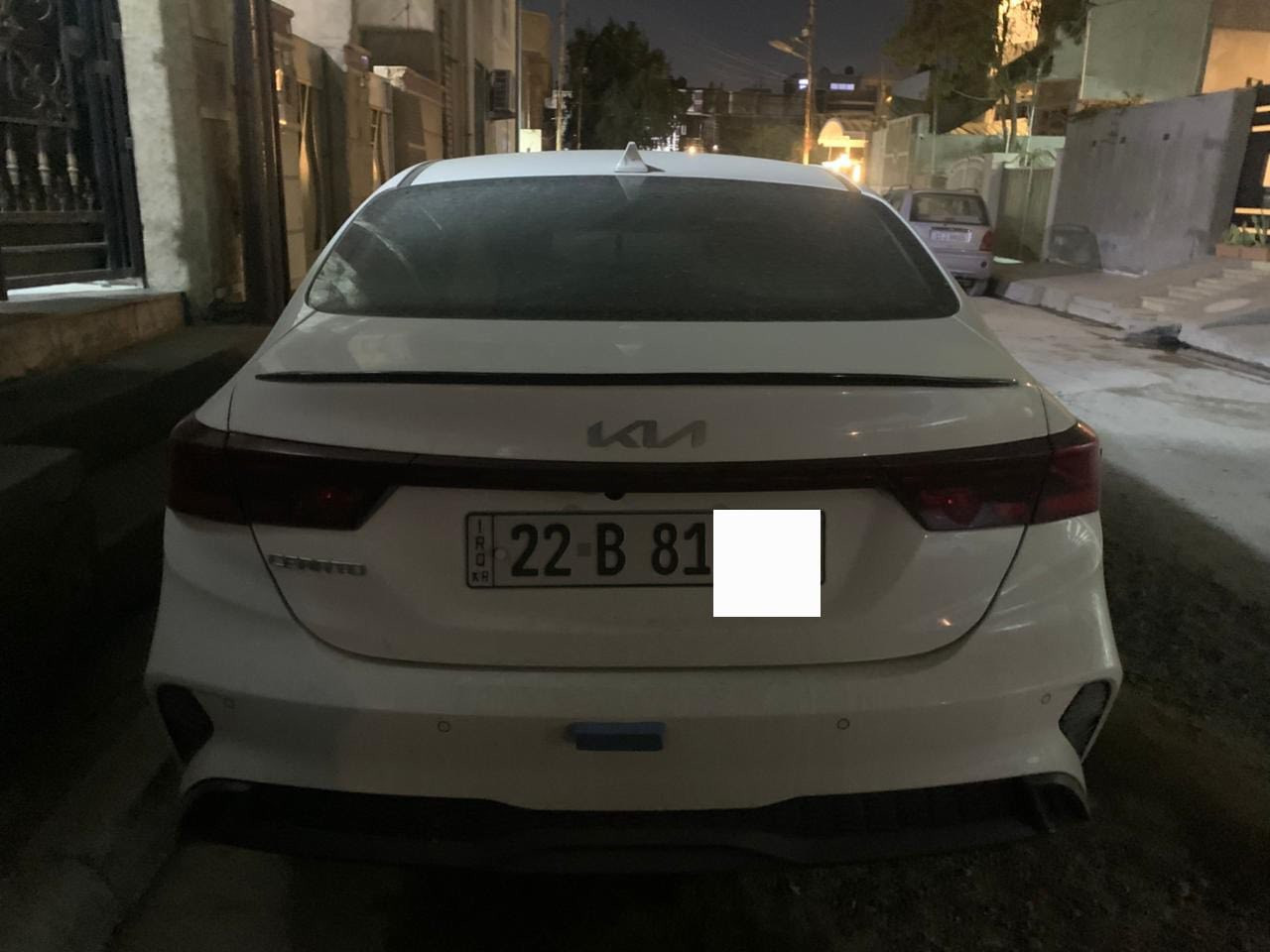 كيا سيراتو 2023 خليجي كفاله عامة بعدها علة وضع الشركة
فول مواصفات 1/1ماعده البصمة 
ماشية 22 الف 
رقم اربيل شرط التحويل 
السعر 198
تواصل خاص او واتساب ***********
