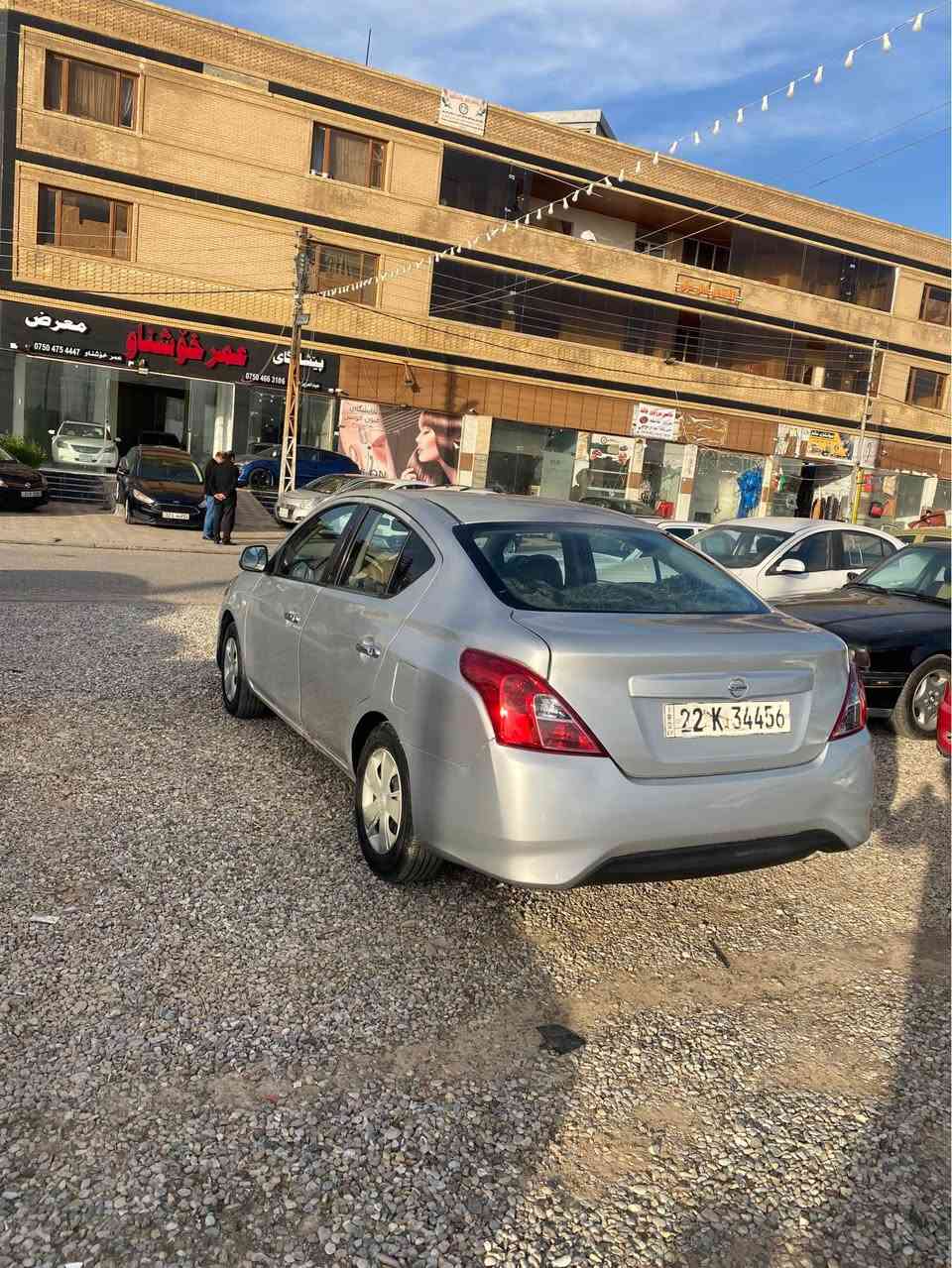 نيسان صنى موديل٢٠١٣،گير توماتيك
سبوغ عام بو جوانى لةسةر كالبونةوه بى ليدران،گير و مكينه و تبريد به شةرت،له هةوليرم،
نرخ:٧٥$قفل قفل،ژ.م:*********** أربيل, العراق
