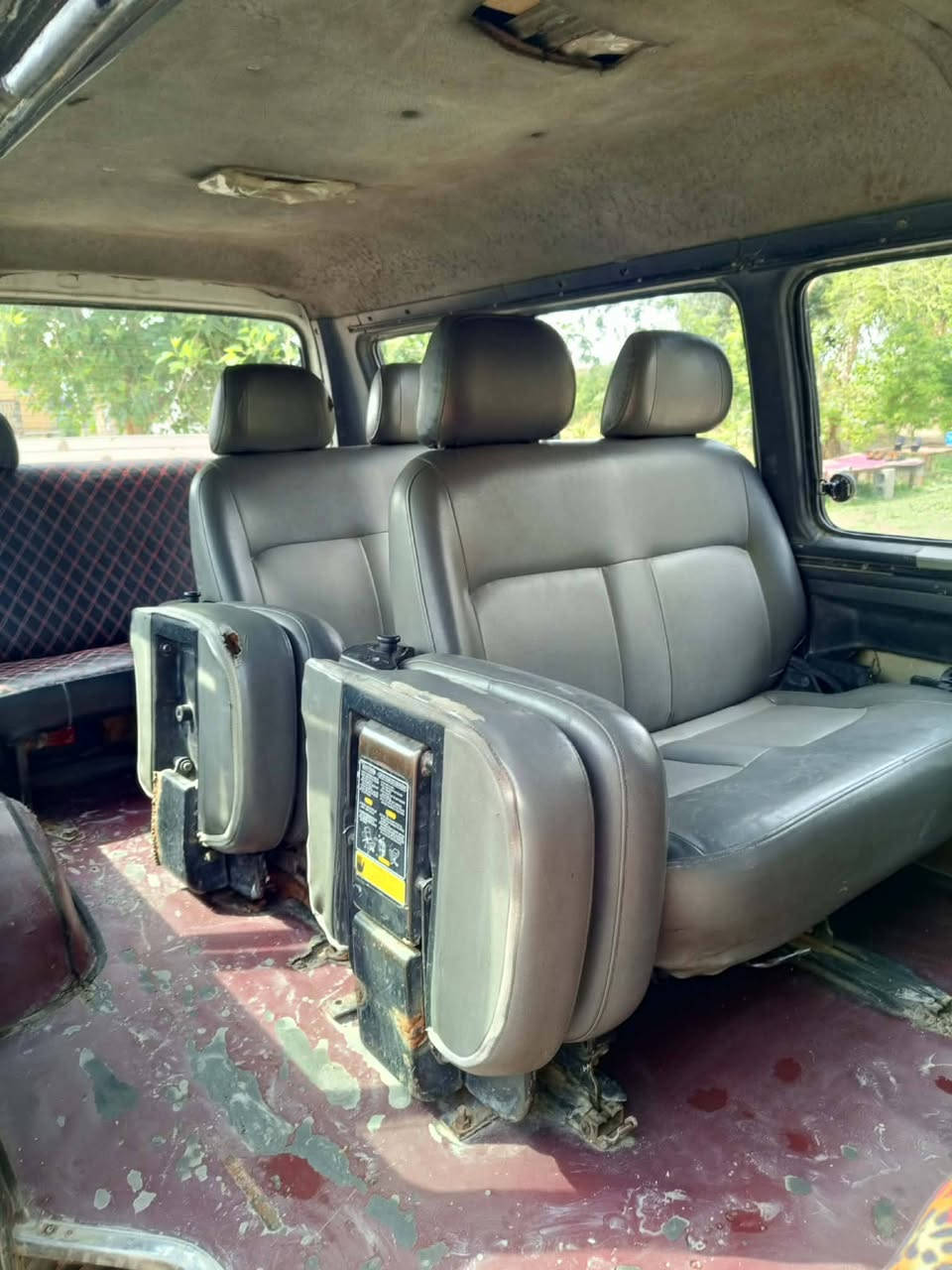 السلام عليكم سياره هوندى موديل 97 سياره مكفوله محرك اكسل كير كهربائيات جاهزه السعر 55 وبي مجال مكان بغداد المحموديه الاستفسار : ***********  :
