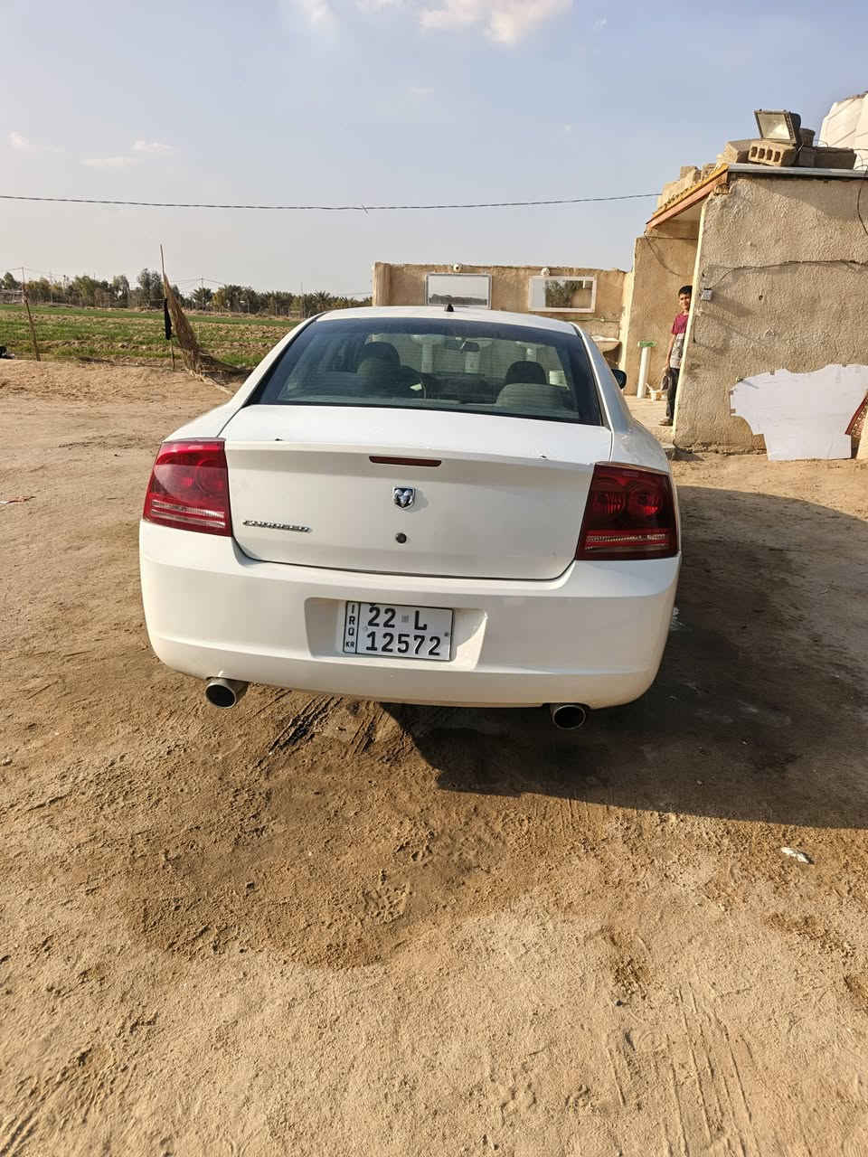 السلام عليكم للبيع جارجر موديل 2008 سياره جديده مابيه نقص برغي  باتري جديد حداديه مكينه 3500 أصل وكير واكسن كفاله رقم أربيل سنويه ل2030 كفاله من حادث وتبديل بيه صبغ حزام جماليه بدون معجون  قماره وتكم وبنيد وجنطه مكفولات من الصبغ السعر 95 وبيه مجال زوج تايرات قبل سبوع شديته
مكاني النجف ***********
‏‪***********‬‏
