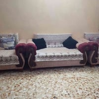 نص تخم • صوفا