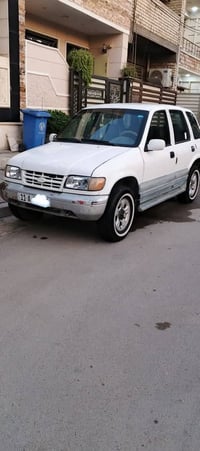 كيا سبورتج • موديل ٩٥ • بدون صبغ