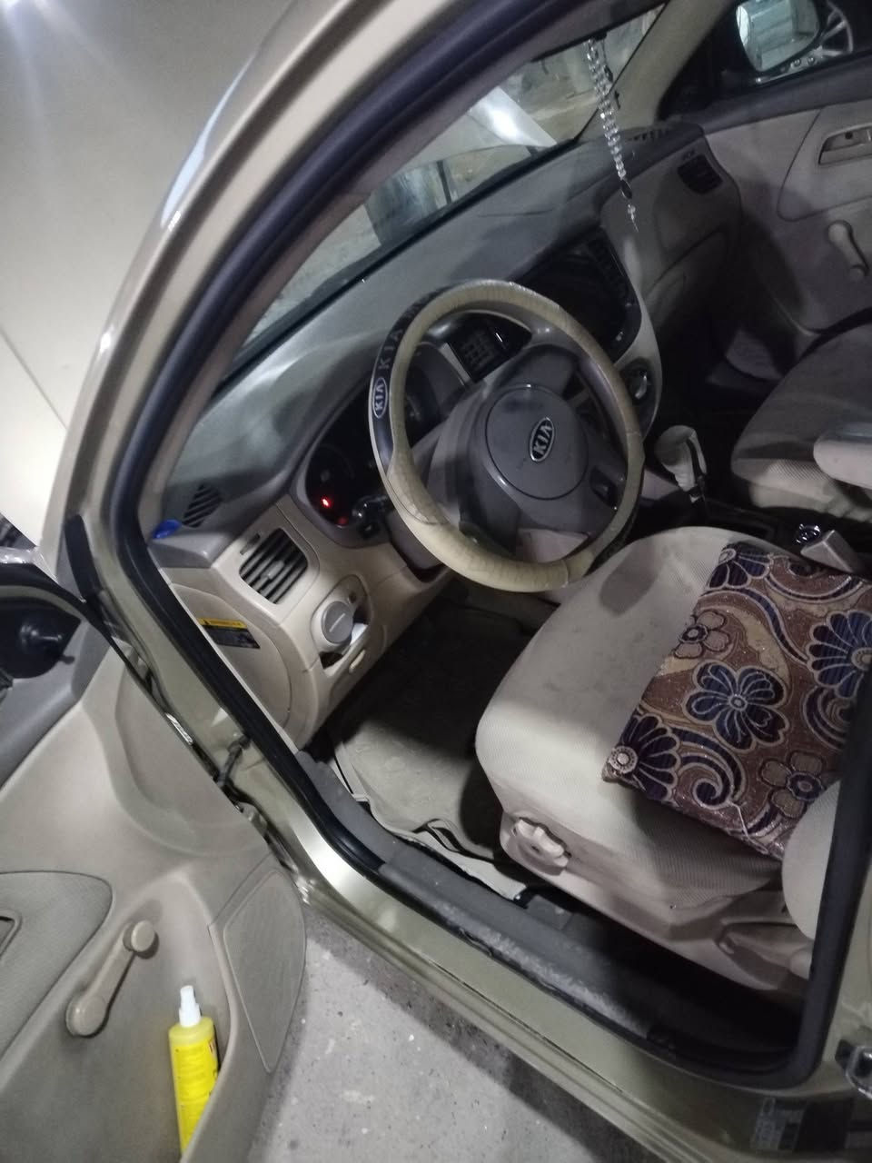 سلام عليكم
للبيع 
كيه ريو
موديل 2010 
محرك 16 
سعر 95وبيها مجال
مكينه شرط طخم تايره جديد 
باتري جديد امبدل  جاملخ الامامي   
شاشه تاب كامره 
رقم نينوئ السياره بسمي  اني الشرعي عنوان سياره موصل أيسر قادسية الثانيه
اتصال على رقم تالي 
***********
/***********
