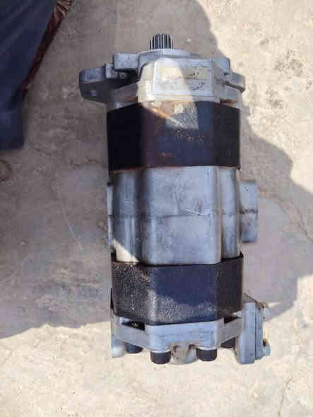 تصليح وتجفبت وتفصيخ مضخات هايدروليك وبمات وكنترولات عام لي انواع للكرينات العنوان كركوك اتصل وات ساب  ***********
***********
