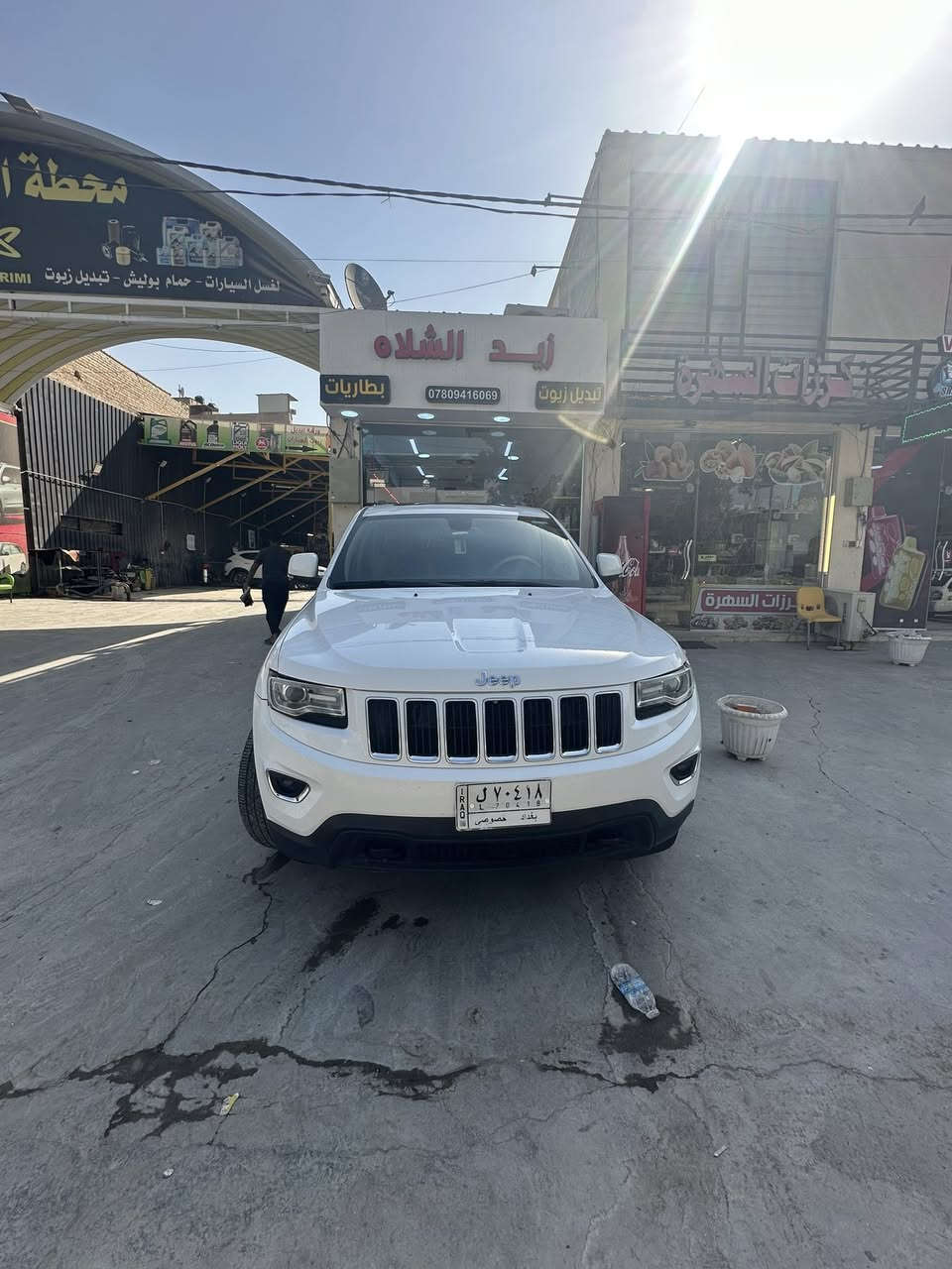 جيب لاريدو 2014 باسمي رقمها بغداد مكانها بابل خليجية بيها شوية بارد بالجاملغ و بيها صندوق الجنطة مبدل بلادي زيرو نفس اللون بسبب خدوش ماشية 93 الف ميل تخم تاير السعر 210 و بيها مجال رقمي ***********
