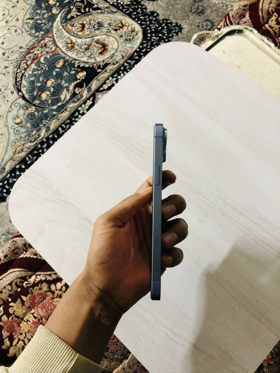 سلام عليكم  iPhone 14 Plus الشاشة: 6.7 بوصة
الكاميرا: نظام كاميرا مزدوجة 12MP 

الألوان: أزرق، مقاوم للماء والغبار (IP68)، دعم 5G، ميزات الأمان مثل اكتشاف الاصطدام. 

البطارية 83

128كيا

جهاز اكلين شرط الحاسبه 
السعر خاص 
الرقم ***********
