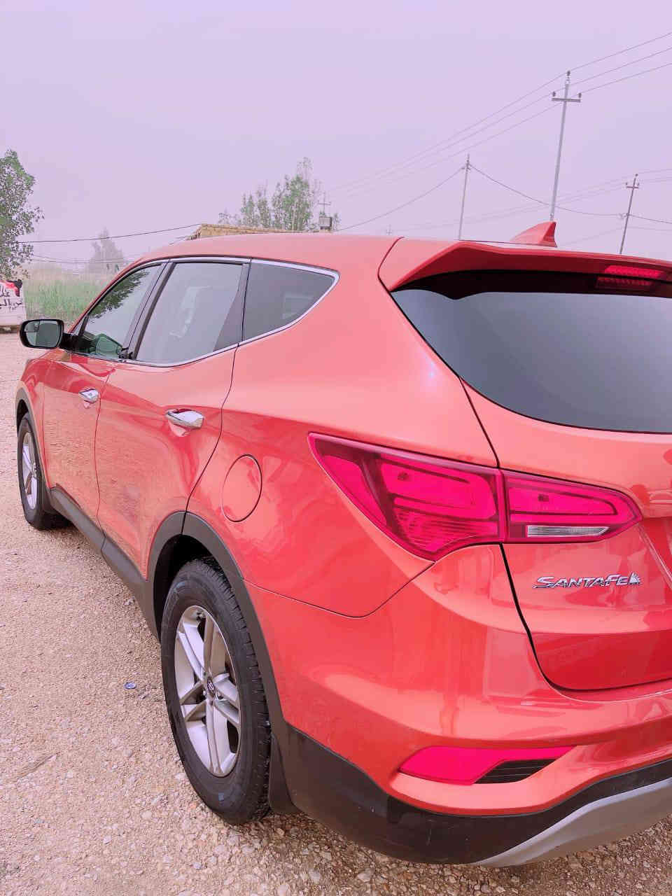 سياره سنتافي للبيع موديل ١٧/قادسيه وارد أمريكي مبدل بيه بنيد فقط 
محرك كير حداديه على الشرط سياره فورويل كامره خلفية وبيه اهواي مواصفات سياره نظيفه بمعنى الكلمة و للاستفسار الاتصال على الرقم  *********** السعر ١٥٨ وبين مجال
