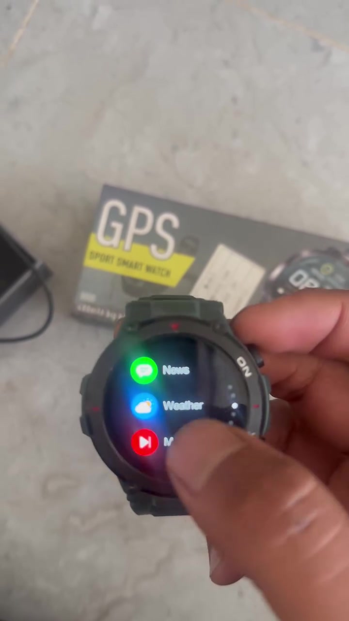 السلام عليكم ساعه الاكترونيه للبيع بيهه تخطيط قلب وGps ورتربط عل تلفون من خلال باركود وبيهه اتصال وراسائل وهواي مواصفات السعر 75لاتصال ***********
