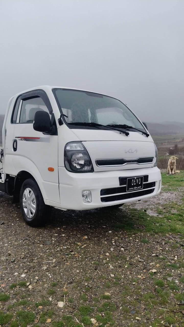 ماشاللە 2010ئەبو کلاج
مۆسەفات 2011
نمونە لەجوانی 
تازە داغڵ 
فول فول مۆسەفات
سەقف سەلە
کوشن هیتەر 
ئاوێنە هیتەر 
ناوبۆدی تیایە
تایەی تازە ماڵی دۆستە 
سەیارەکە 180هەزار ڕۆشتووە 
شوێن پێنجوێن
***********
***********
