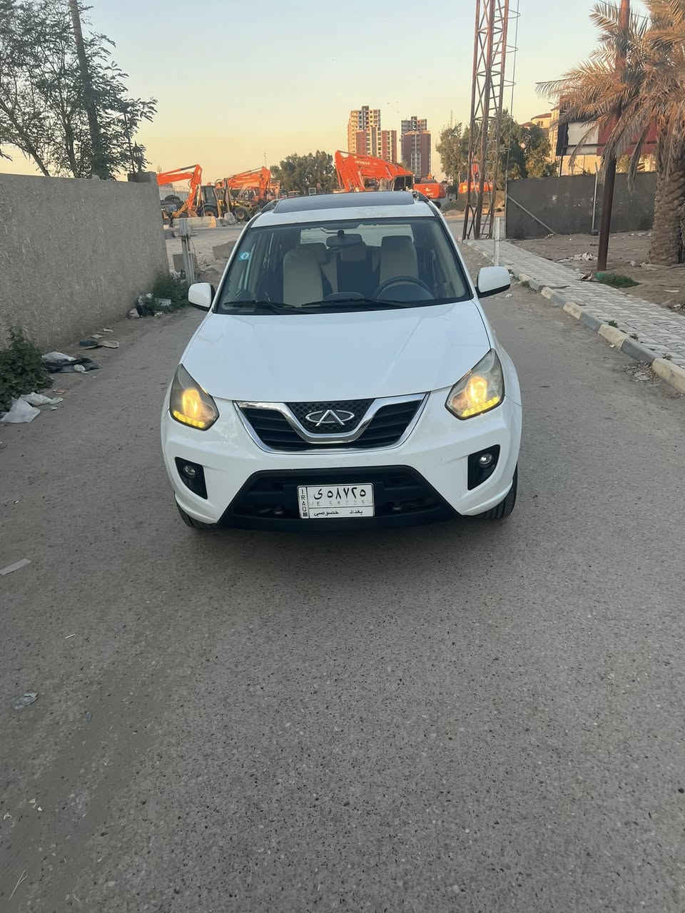 السلام عليكم شيري تيكو2012سياره كلش نظيفه بيهه جاملغ امامي شبر صبغ ول باقي مكفول مكينه وكير ممفتوحات حداديه نظيفه تخم تاير جديد فتحه حساس خلفي كشنات تدفه تبريدماشيه 140مكان جادريه *********** السعر57
