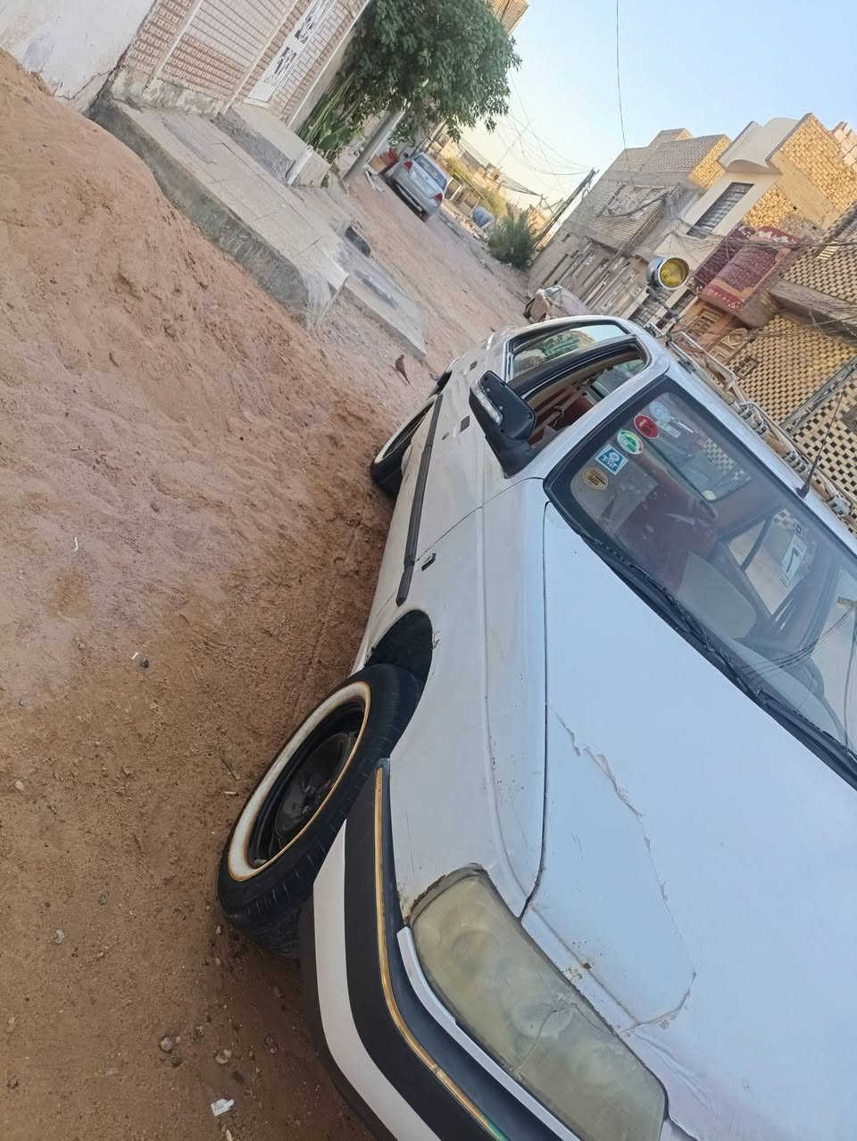 بيجو405مديل 9مكفوله السياره من الضربه كير ومحرك وحداديه مكفولات ماعليه غرامات مصفره السعر 32وبيه مجال مكاني نجف ***********
