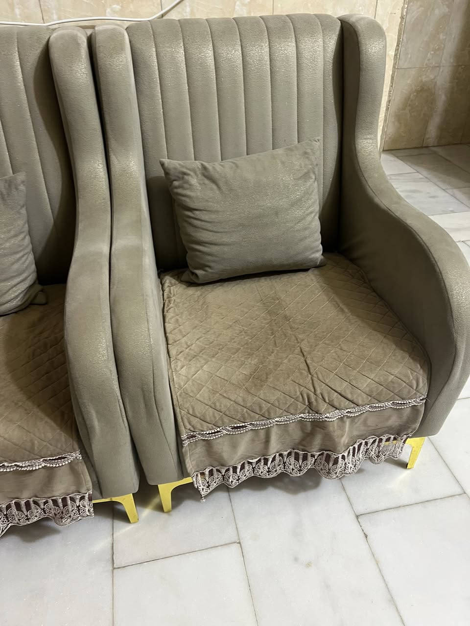 قنفات للبيع المكان كربلاء الجمعيه السعر 100 وبيهن مجال نظيفات واضح بل صور ويه الجراجف والكوشات


**إذا كنت صاحب هذا الإعلان وتريد حذفه لأي سبب، رجاءا أرسل رسالة إلى الدعم الفني**