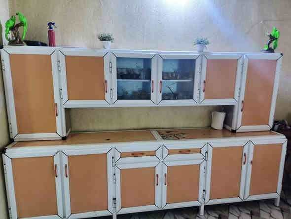 سلام عليكم عندي كاونتر لبيع طول مالته ٣متر  تزكام رايده يتوصل وياي عل هاذه رقم   ***********
