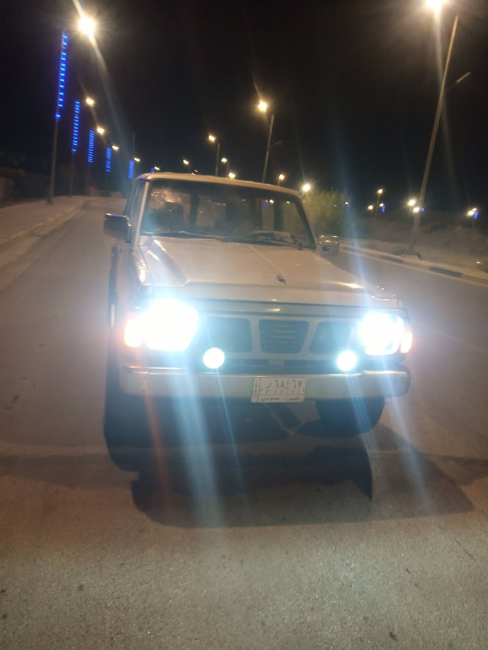 السلام عليكم نيسان للبيع موديل 93 سعر خاص مكينه وجير واكس الكفاله
*********** مكان واسط
