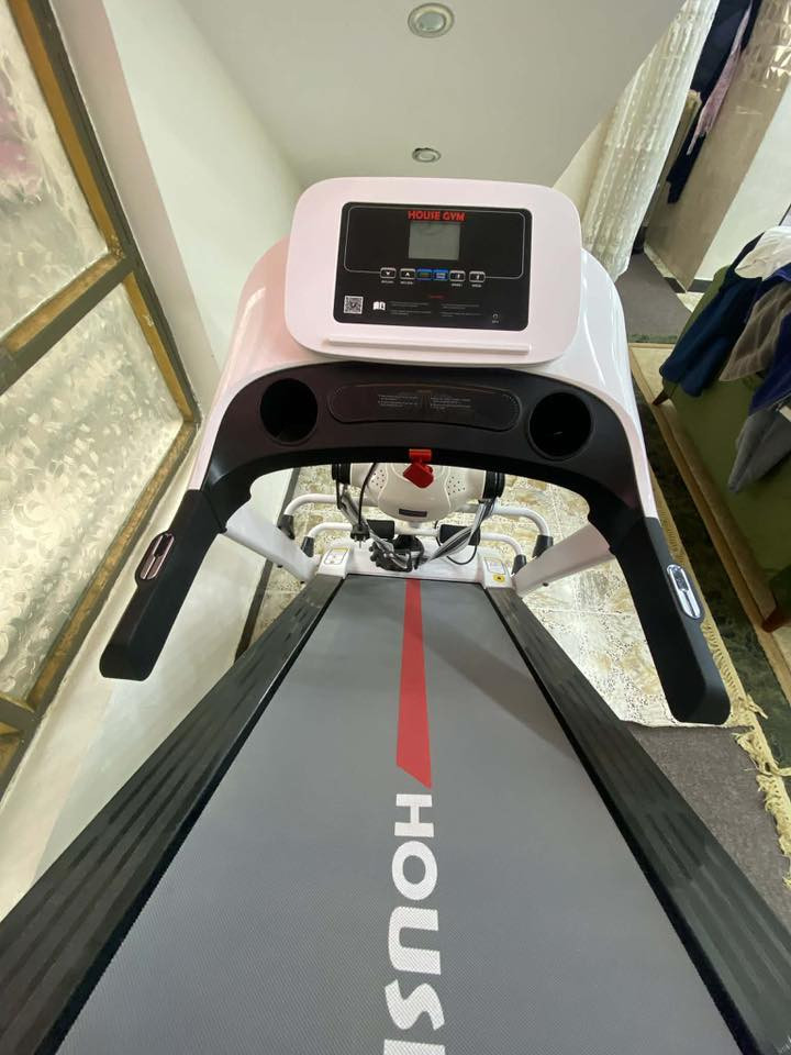 جهاز جري للبيع اخو جديد يتحمل وزن ١٥٠كيلو سعر 450 وبي مجال للشراي الاستفسار اتصال ع رقم 
***********
