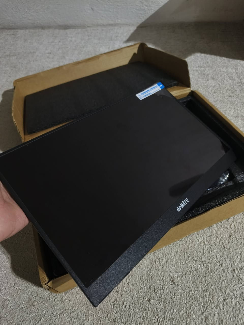 ANMITE portable monitor
شاشه لمس 

شاشه بمواصفات :
16inch حجم
دقه 1080p
تردد 60hz
Touchscreen لمس 

جديده غير مستخدمه

السعر ١٢٠ الف


**إذا كنت صاحب هذا الإعلان وتريد حذفه لأي سبب، رجاءا أرسل رسالة إلى الدعم الفني**