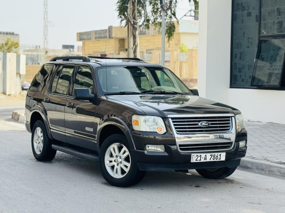 فورد اكسبلور مديل 2009 وارد خليجي سياره مكفوله من الضربه وتبديل وصبق ماعده قطعتين كلير والباقي سياره كفاله سعره 104 وبيه مجال رقم هاتف ***********موصفات فول مواصفات واحد على واحد فتحه سقف شاشه كامره خلفيه مثبت سرعه تحكم استيرن شاير بل مري كشنات جلد كشنات كهربائي حساسات خلفية ماميه 7راكب 3قطع تبريد داخل سياره بيجي محرك 6سندر محرك وكير كفاله حداديه تخم تاير جديدات مكان سياره كربلاء مكلف بل نشر
