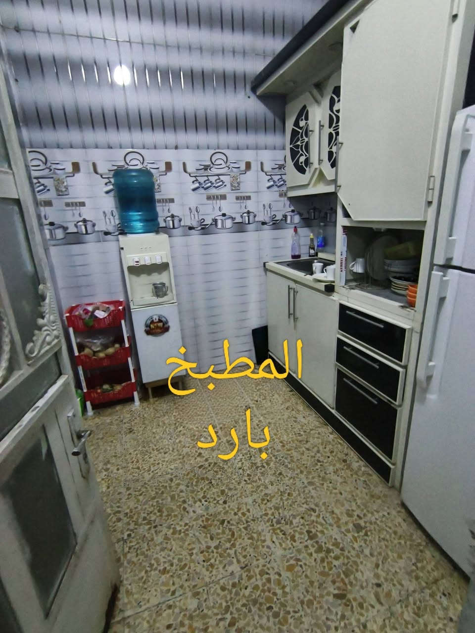 نص قطعه للبيع قطاع 50 قريبه على شارع داخل رقم ***********
