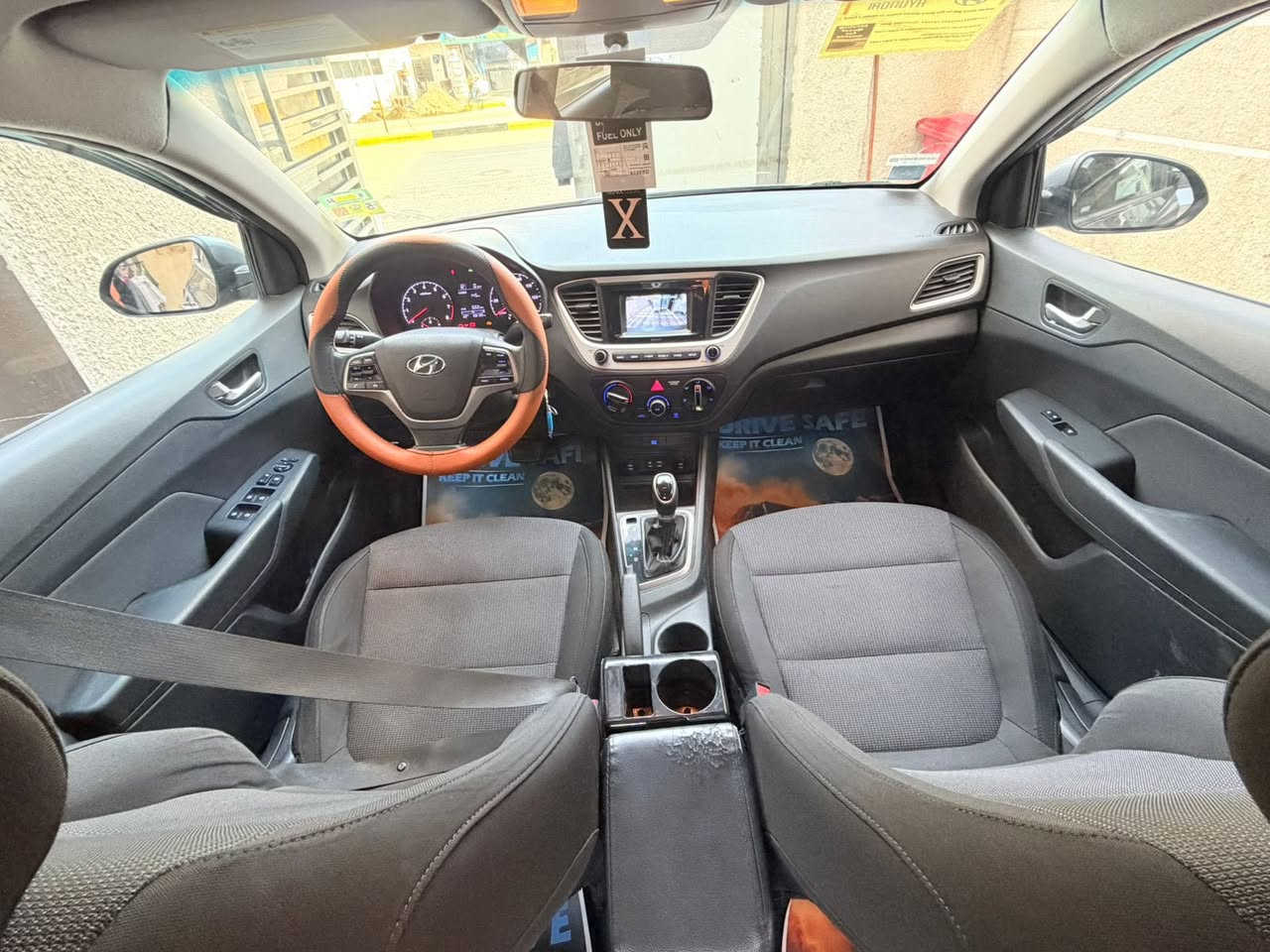 سلام عليكم اكسنت موديل 2020 ضررهة جاملغ وبنيد رقم بغداد باسمي تحويل مباشر رايدهة ب115 وبيهة مجال بسيط مكاني ديالى 
***********
موجود ع الواتساب
