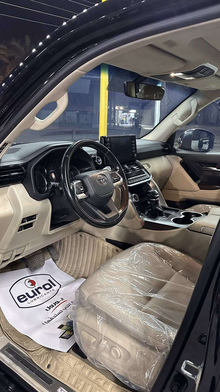 لاندكروز 2022 GXR
ضمان شركة ساز SAS
3 شاشات ام التطبيق
سياره فول الفول
مغلفه ppf
فتحه 
جلد
كراسي كهرباء
باب خلفي كهرباء
تبريد كشن
تحكمات ستيرن 
صاج
حساسات امام خلفي 
مري شفط
ثلاجه
تبريد 3 قطع
سياره جداً نظيفه
مكفوله بدون صبغ
مكان السياره بغداد حي الخضراء
السعر 635 وبيها مجال 
***********
