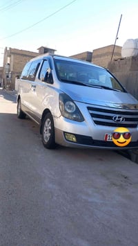 تصوير سيارات • هيونداي H1