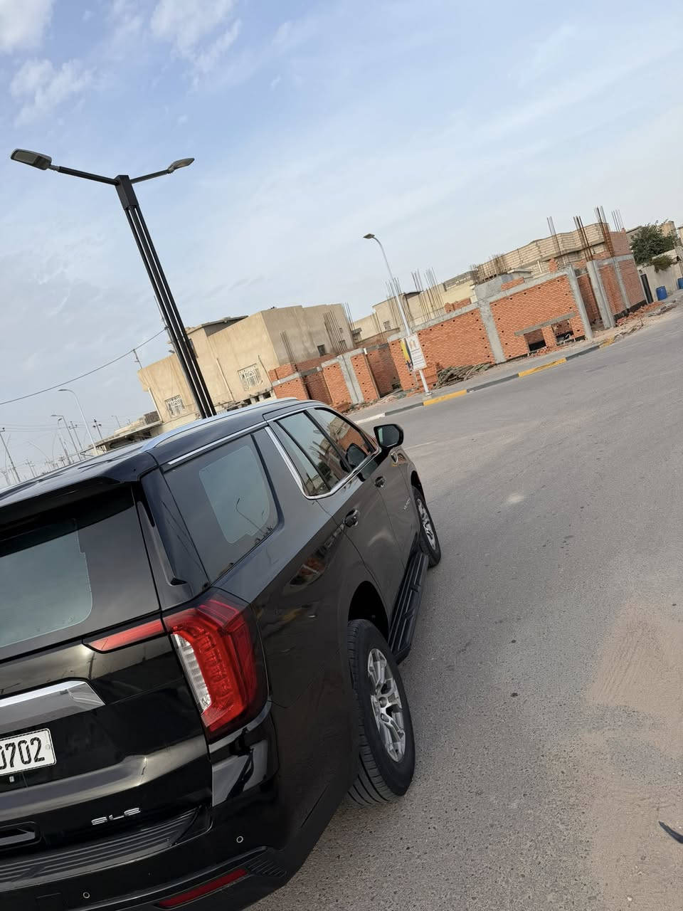 جمسي Sle يوكن 2023 للبيع
موديل 2023 / ماشية 140الف كم
محرك 5300 / رقم بصرة
بصمة / تشغيل عن بعد / شاشة / كامرة / نقطة عمياء
رادار / تحديد مسار / صندوق كهرباء / كراسي كهرباء 
تحكمات ستيرن / كروس مثبت سرعة / مانع تصادم
سايد بريك دكمة / ثلاجة 
السيارة بيه طخه بل بنيد على وضعه
على وضع الشركة بدون كل نقص 
مكان السيارة بصره

رقم ***********
