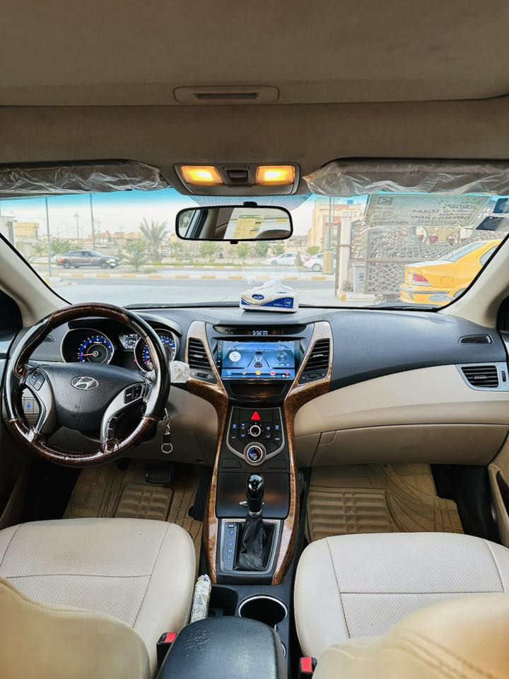 رمضان كريم وصيام مقبول
النترا 2015 خليجي (كفاله عامه)
بدون ضربه ،بدون رش بدون تكحيل بدون تكشير،
فقط دوسه رش اسفل وكم بارد بسيط وحتى ممبين 
رقم بغداد الدولي بأسمي سنويه وهزه جديده 
السياره كفاله ايضاً محرك وكير مامفتوحات 
ماشيه 137كم (حقيقي) تدك جرس 
كشنات جلد بيجي فتحه تحكم ستيرن شاشه مري شفط اشاير مري تبريد قطعتين فول 
السياره بلاديه وجاهزه وع وضع الشركه استخدام شخصي مال بيت انا ثالث مالك الها لا مشتغله تكسي 
مكاني الناصرية مركز  /السعر 135 
***********
