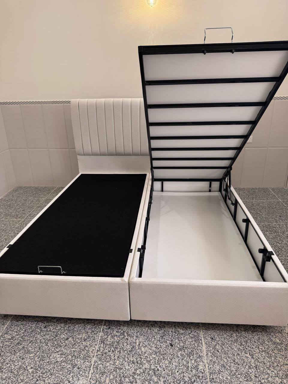 سرير خزن شغل عراقي ممتاز
نفر 160الف 
نفر ونص 200الف
نفرين 280الف


**إذا كنت صاحب هذا الإعلان وتريد حذفه لأي سبب، رجاءا أرسل رسالة إلى الدعم الفني**