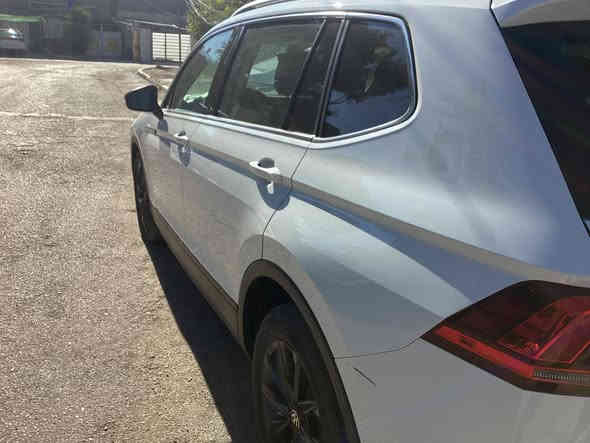 السلام عليكم تيكوان رقم اربيل موديل ٢٠٢٤ بأسمنا فول عدا البصمة ماشية ٣٠ الف ميل السعر ٢٣٥ ورقة بيها مجال بسيط للجادين بالشراء مكان السيارة حي العامل خلف المحكمة الاتصال على الرقم *********** او الرقم *********** تحياتي للجميع
