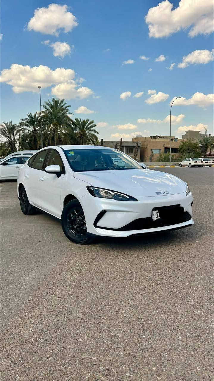 سلام عليكم سيل فايف للبيع سياره كفاله عامه موديل 2025 مكاني بغداد رقمها بغداد ماشيه 4 الاف للأستفسار خاص او الأتصال على رقم ***********
