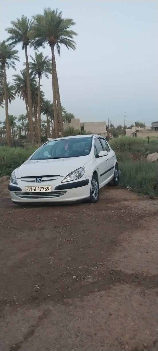 السلام عليكم بيجو فرنسي ٣٠٧ تبريد شغال موديل ٢٠٠٥ كهربائيات شغالة صدر جديد داخل نضيف سعر ٥٠ ورقة بيها مجال قليل ***********
