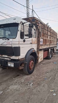 البي للبيع موديل ٨٨ المكينه ٣٥ الكير ١٣٠ شاصي فرنسي الاستفسار على الرق...