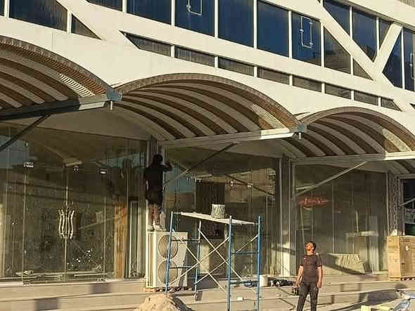 سماوة ادمن بروح امك الغالية وافق مضلات كيسبان سعر متر 30 الف كرستة وعمل بليت ٠٥شرط سواقي 2 ملم مغلون بوري مربع ابو ٣ كل الالوان موجودة باادارة محمد الركابي ***********
