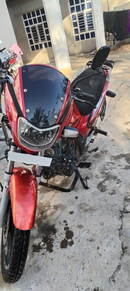 السلام عليكم موطور سايم نضيف حيل كهربائيات كله شغاله اوراق كامله السعر 650 وبي مجال بصيط رقم صاحب الموطور ***********
