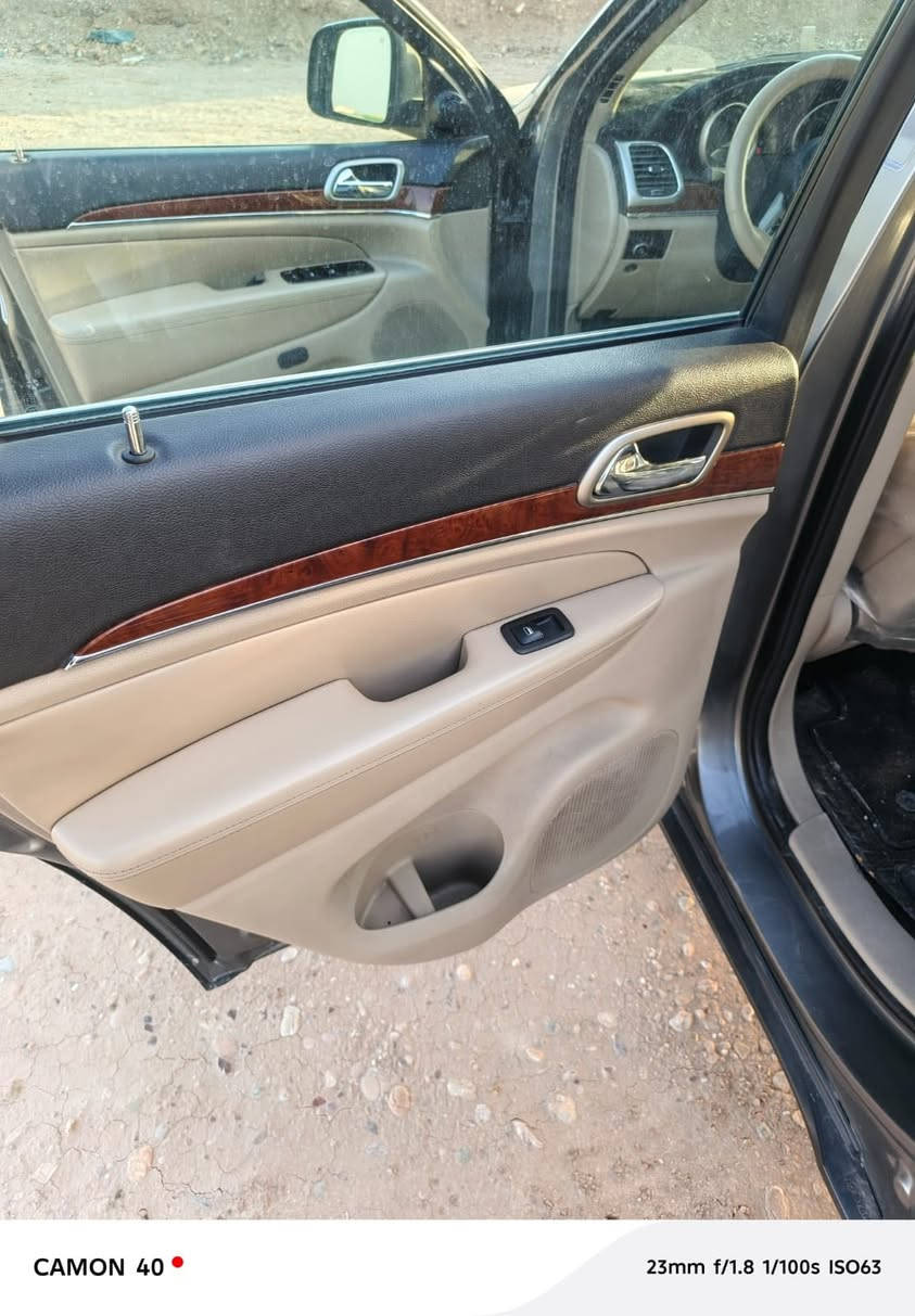 السلام عليكم ورحمة الله وبركاته 
جيب موديل 13 كلين شرط المحرك ولگير محرك 8 
وشرط التحويل وكاله السياره جاهزه من كلشي 
رقم بغداد الجديد 
السعر 165 
***********
