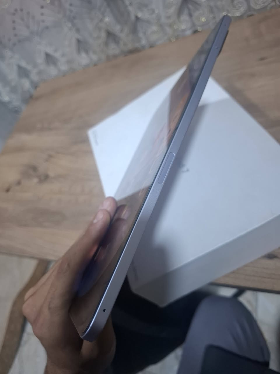 السلام عليكم
شاومي باد 7 للبيع
استعال اقل الشهر
البطاريه 100%
النضافه100%
مع الكارتون الاصلي والشاحن
السعر 390 وبيه مجال
العنوان البصره القبله
للاستفسار:***********
يتوفر توصيل
