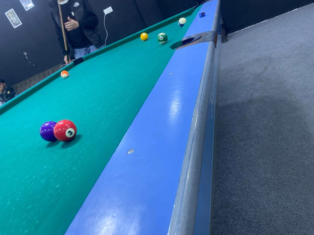 ***********میز بلیار سوبرماستر للبیع سعر ٦٥٠$  بي مجال
