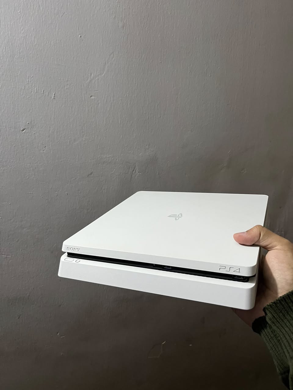 بلي ستيشن 4 سلم ابيض ذاكره 500 كيكا لوك ستيكر نضام 4.70 نضام جدا قديم وتكدر تخلي اي نضام ببالك الجهاز ما مشتم الهوا أبدا وانطيك بي ضمان مدا الحياه لا مفتوح ولا داخل صيانه لوك ياباني ذره تراب مابي يلمع السعر 375 الف قفل بدون عمله رجائا ومتوفر توصيل كل محافضات العراق شراي راسلني خاص وتدلل


**إذا كنت صاحب هذا الإعلان وتريد حذفه لأي سبب، رجاءا أرسل رسالة إلى الدعم الفني**