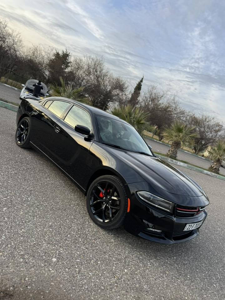 جارجر SXT موديل 2020
وارد امريكي كلين بدون صبغ 
مواصفات تشغيل ع بعد
رادارات جانبية
كامره دواره
حساسات خلفية
شفتات استرين
كشنات حضن+كهرباء تدفئه
نظام صوت Alpine
تخم تايرات جديد
محرك كير  شرط مامفتوح
صدر امامي وخلفي جديد
هزه سنويه رقم كله جديد
سعرها 223بيها مجال
مكان كركوك  ***********
