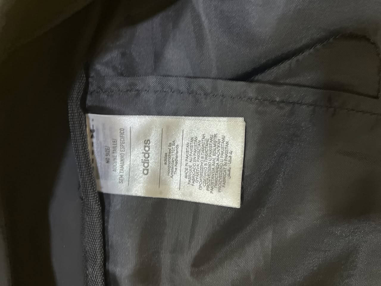 adidas
duffell bags

بالة أوروبية، بشرط النظافة

- يوجد التوصيل


**إذا كنت صاحب هذا الإعلان وتريد حذفه لأي سبب، رجاءا أرسل رسالة إلى الدعم الفني**