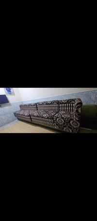 جلسه عربيه 10 مقاعد  نظافه 90 على 100 السعر 250 07705762579