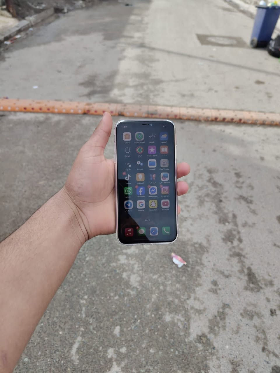 ‏iPhone X ماكس ذاكرة 256 بطارية 77 بلادي Sim كارد جهاز قطارة للشحن فقط الشاشة طابعه من فوق ما أثر على أي شيء صوت واضح كاميرا فوال
‏السعر 170 بي مجال￼￼*********** ￼
