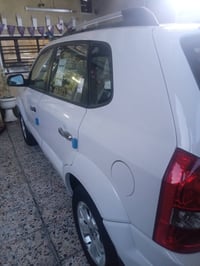 توسان ٢٠٠٩ خليجي  مكفوله كفاله عامه من الصبغ  مواصفات معروفه داخل بيجي...