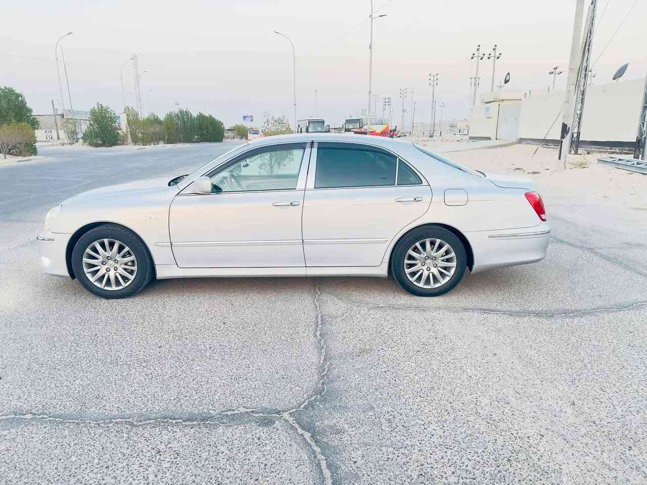 سلام عليكم ماجستا مديل 2007مكينه  وكير وحداديه وتخم تاير جاهزه تبريد تتدفئه جاهزه سياره كص جنطه للبيع السعر 45وبيها مجال مكاني ميسان العمارة رقم الهاتف ***********
